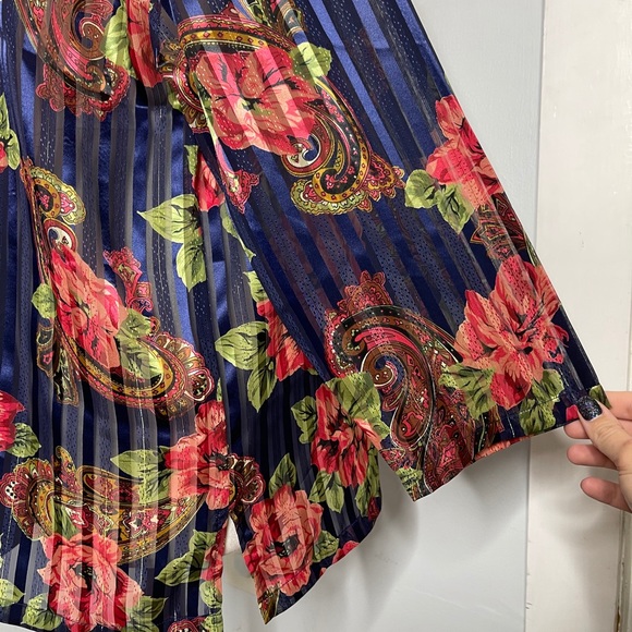 VICTORIA’ S SECRET Blue Multicolored Floral Vintage Gold Label Sleep Shirt Sz LG - Picture 6 of 7